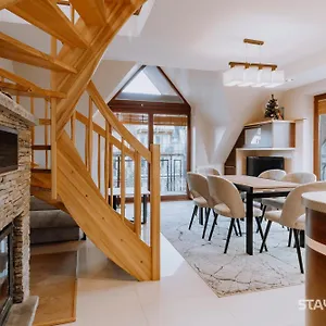Bursztyn Dwupoziomowy Z Kominkiem Apartament